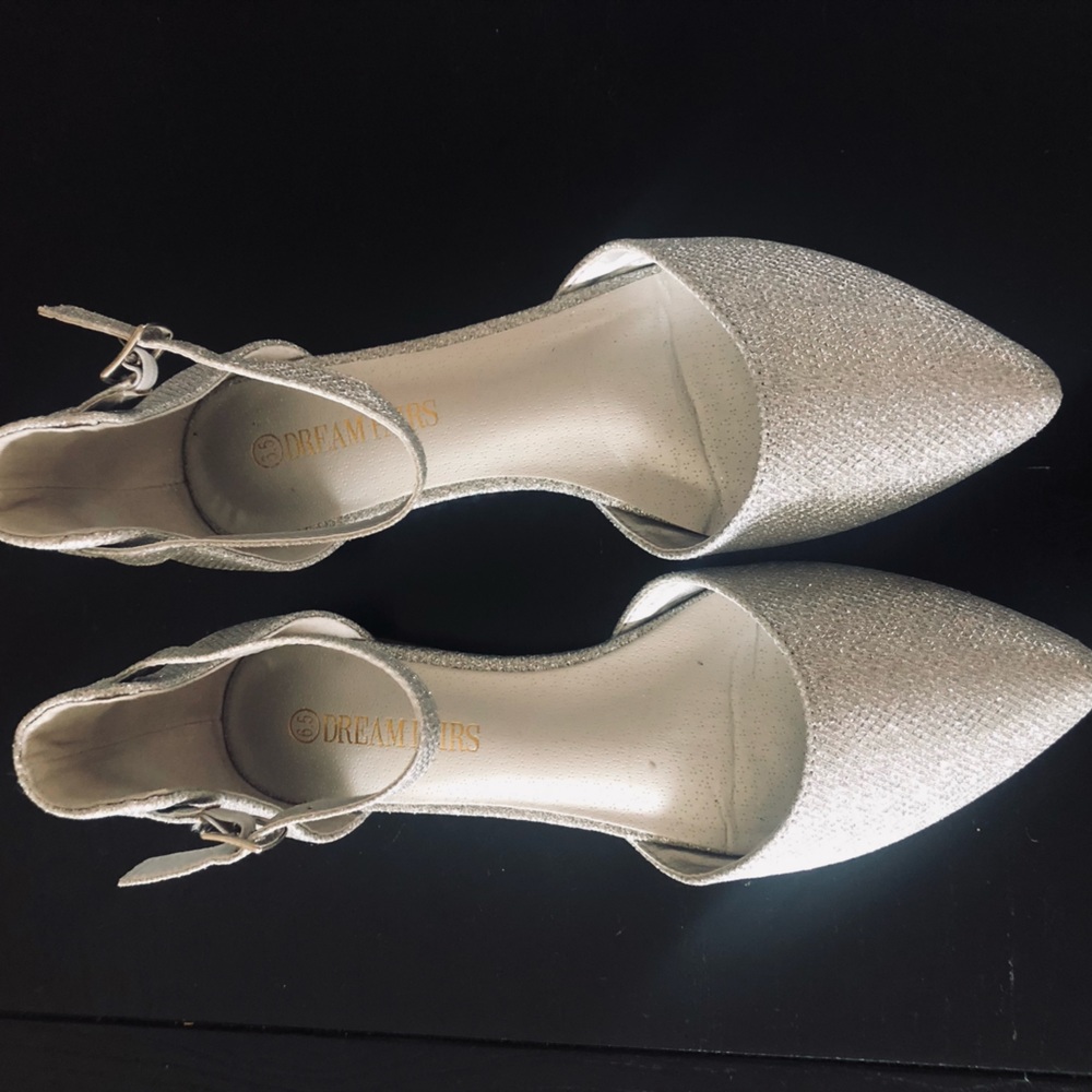 Dream Pairs women’s flat shoes